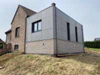 Extension d'une maison unifamiliale, bardage en panneaux fibre-ciment (4)